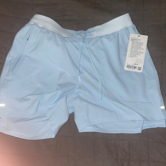 Lululemon NEW License to train shorts 5” - Picture 1 of 4